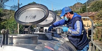 En Azuay continúan acciones del MAG para asegurar calidad y precio de la leche