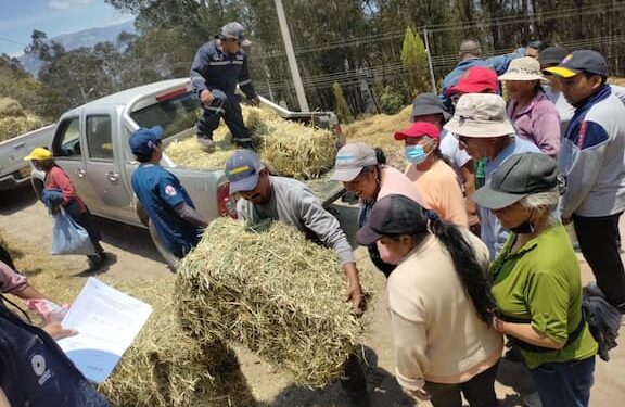 MAG entrega ayuda a damnificados por incendios forestales en Quito