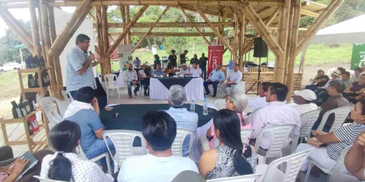 La Mesa Provincial del Café de Manabí, aborda temas de interés común 