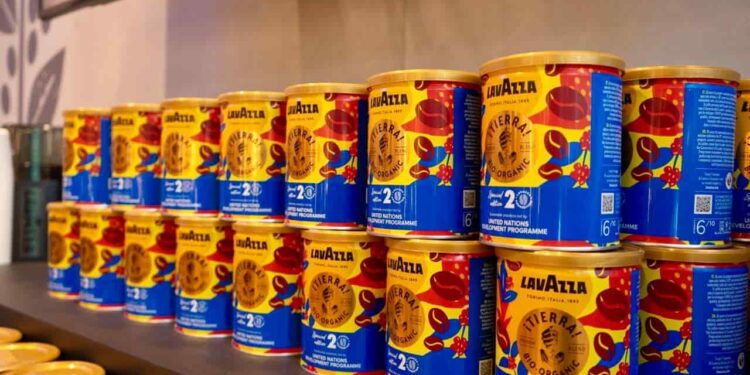 Ecuador presenta  en Italia su primer café libre de deforestación