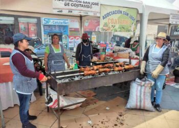 Asociaciones productivas participaron en el X Festival del Cuy Azogues 2024