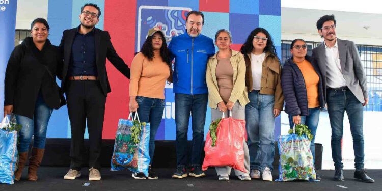 El Municipio de Quito lanza  proyecto “Canasta Esperanza” para familias vulnerables