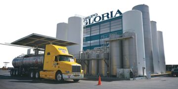 En Colombia multan a Grupo Gloria por usar aditivo prohibido en la leche