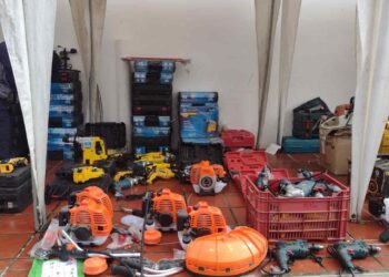 MAG entrega maquinaria y herramientas a productores de Esmeraldas afectados por derrame de petróleo