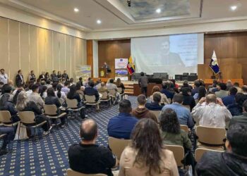 Prefectura de Loja destaca labor ambiental durante II Foro Nacional de Áreas de  Conservación