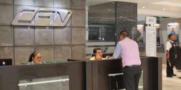 Condonación de deudas de hasta USD 5 000 a clientes de la Corporación Financiera Nacional