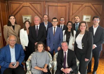 Empresarios de Ecuador y Panamá sellan alianza para potenciar inversiones regionales