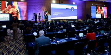 Reunión global en Ecuador para fortalecer la lucha contra la pesca ilegal