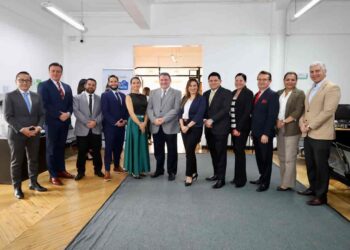 Las remesas de los migrantes ecuatorianos pueden ser retiradas en todas las agencias de BanEcuador