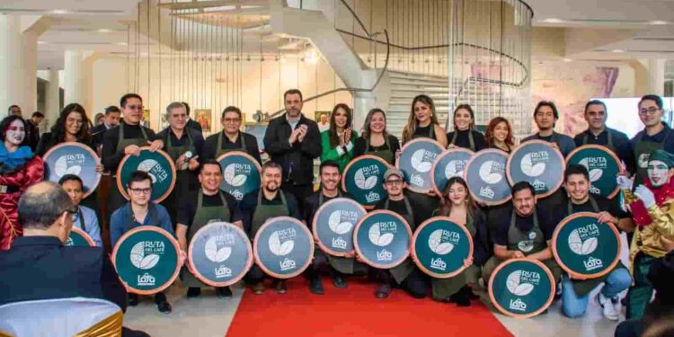 Una iniciativa de agroturismo y cultura: la Ruta del Café de la provincia de Loja