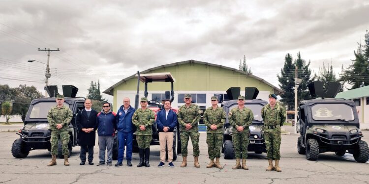 MAG entrega vehículos Polaris y maquinaria agrícola a la Brigada de Caballería Galápagos