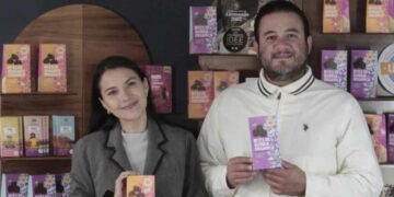 Empresa ambateña de chocolates es finalista de concurso en Francia