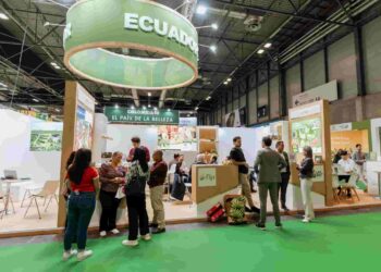 Ecuador logra exportar orito orgánico a Francia, y pitahaya a Uruguay y Argentina