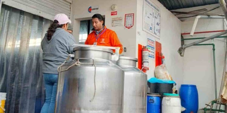 Trabajo articulado para controlar precio y calidad de la leche en Tungurahua