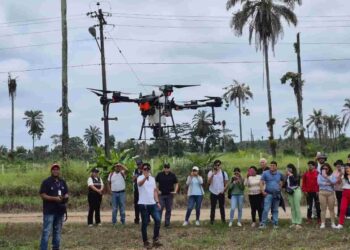 Gobierno impulsa la modernización del agro con drones, riego inteligente e inteligencia artificial