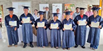 164 agricultores manabitas se gradúan y fortalecen la Agricultura Familiar Campesina