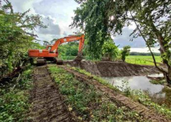 270 familias de Manabí se benefician con 90 albarradas comunitarias para enfrentar la sequía