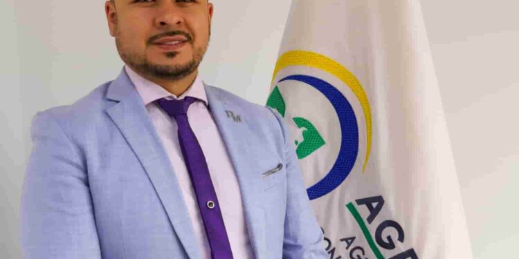 En Manabí impulsan producción de maíz duro con la entrega de 7.400 marbetes para semillas certificadas