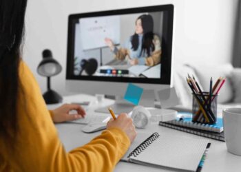 Turismo se fortalece con capacitaciones virtuales gratuitas para el sector