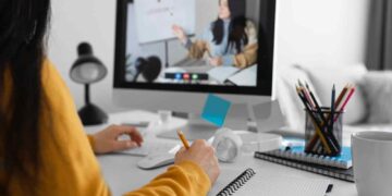 Turismo se fortalece con capacitaciones virtuales gratuitas para el sector