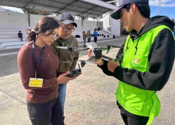 Drones para el agro: gobierno impulsa becas y tecnología para transformar el campo