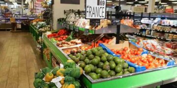 Francia cerrará su mercado a alimentos con pesticidas prohibidos en la Unión Europea