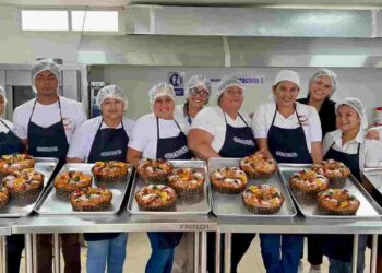 La Rosca de Reyes del Alma: mujeres del cuidado impulsan su economía en Guayas