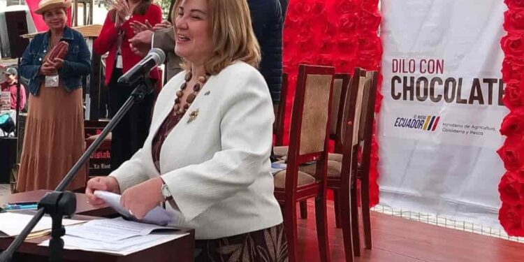 La Unión Europea ratifica su respaldo al cacao ecuatoriano y a sus 250.000 pequeños productores