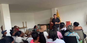 Impulsan la pesca artesanal sostenible en Esmeraldas con capacitación a 300 pescadores