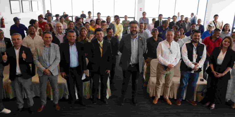 El IICA impulsa en Ecuador una plataforma para que productores de arroz accedan a esquemas de compensación de carbono