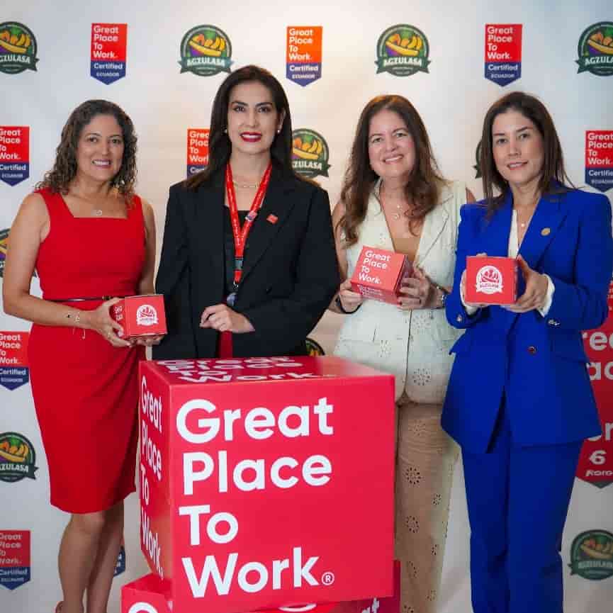 Katherine Ubilla, Gerente de Innovación y Sostenibilidad de Agzulasa; María Pia Zambrano, Country Manager Great Place to Work Ecuador; Karina Ubilla, Gerente Admnistrativa y Financiera de Agzulasa y Marianela Ubilla, Gerente General